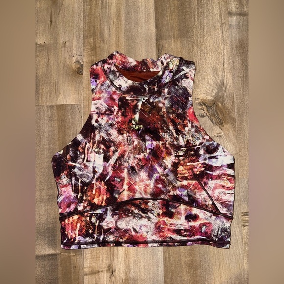 Lululemon Everlux and Mesh Cropped Tank Size 8 - Picture 4 of 7